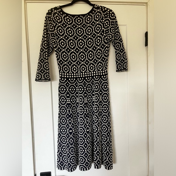 BODEN Jacquard Sweater Dress Size 6R A-Line
Midi 3/4 Sleeve Soft Stretch Knit - Picture 2 of 4